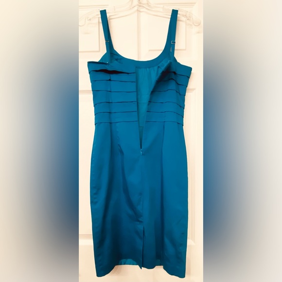 Calvin Klein dress *has been GENTLY worn* - Picture 6 of 8